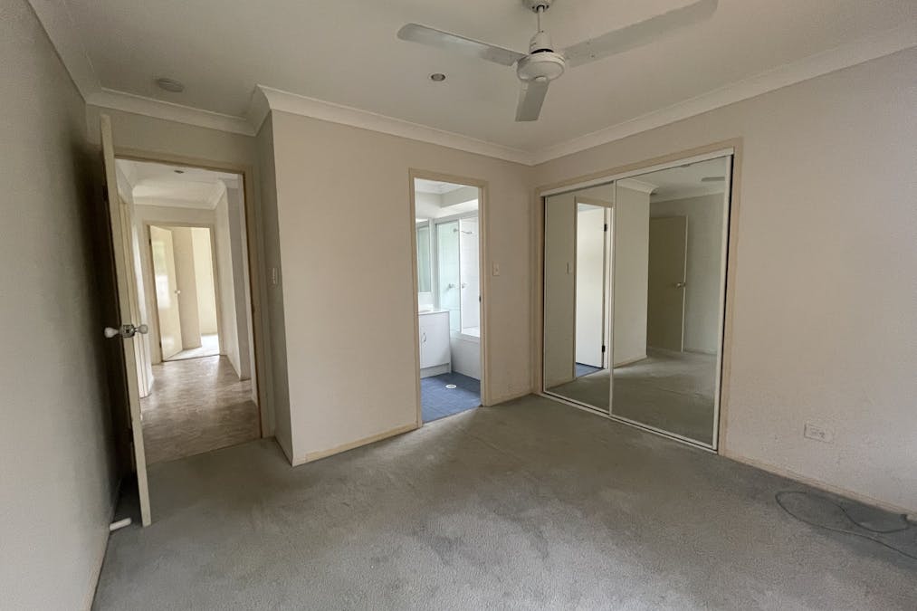 40 Briggs Road, Raceview, QLD, 4305 - Image 9