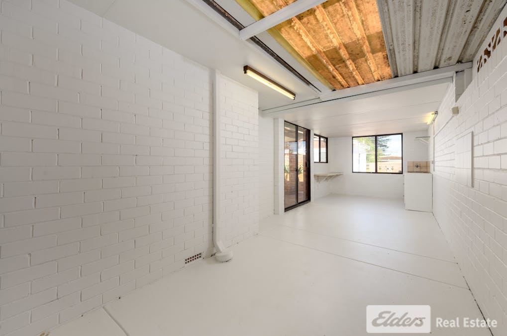 111A Penguin Road, Safety Bay, WA, 6169 - Image 13