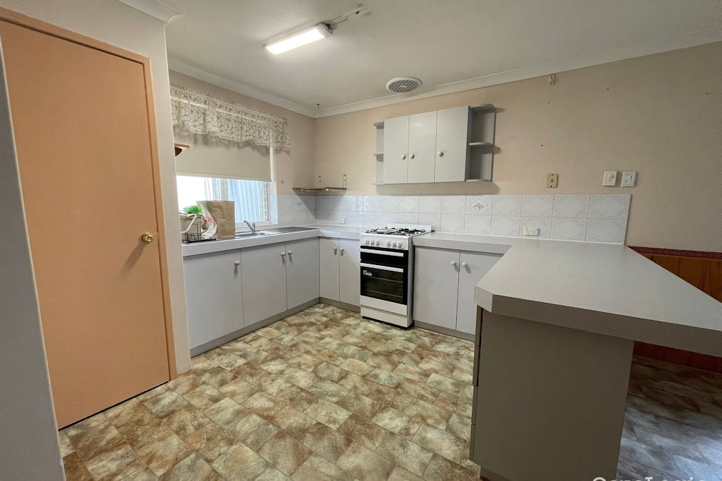 177 Barnes Avenue, Australind, WA, 6233 - Image 3