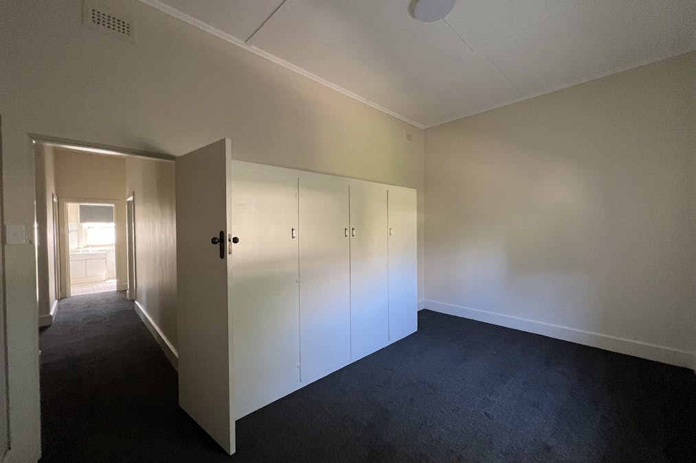 18 Wehl Street North , Mount Gambier, SA, 5290 - Image 7