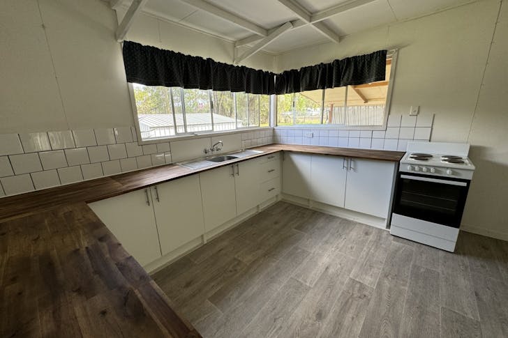 24  Videroni Street, Bundamba, QLD, 4304