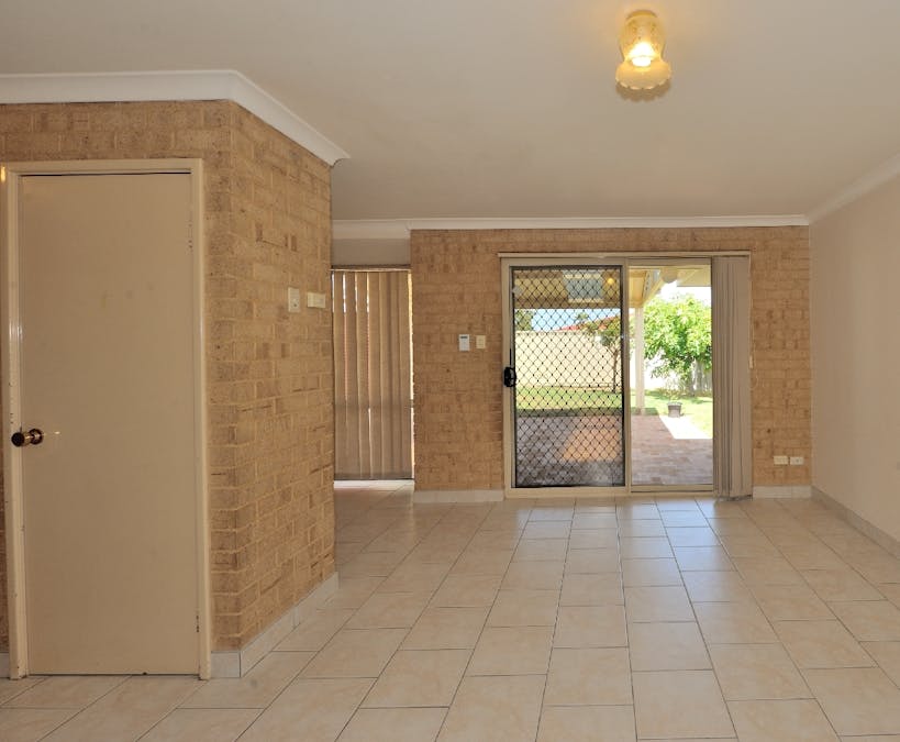 6 Manila Place, Warnbro, WA, 6169 - Image 6