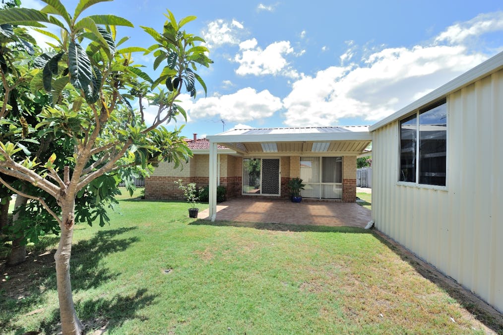 6 Manila Place, Warnbro, WA, 6169 - Image 17