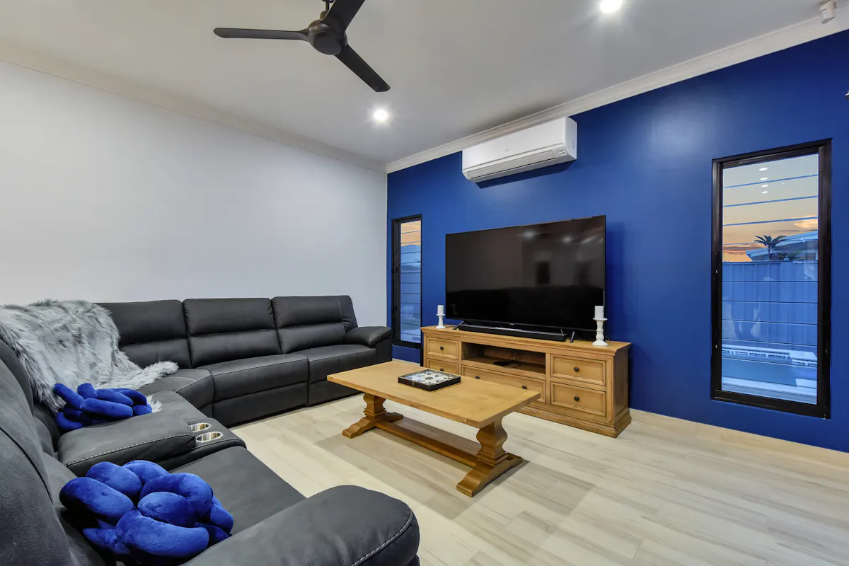 13 Letts Crescent — photo 6 of 14