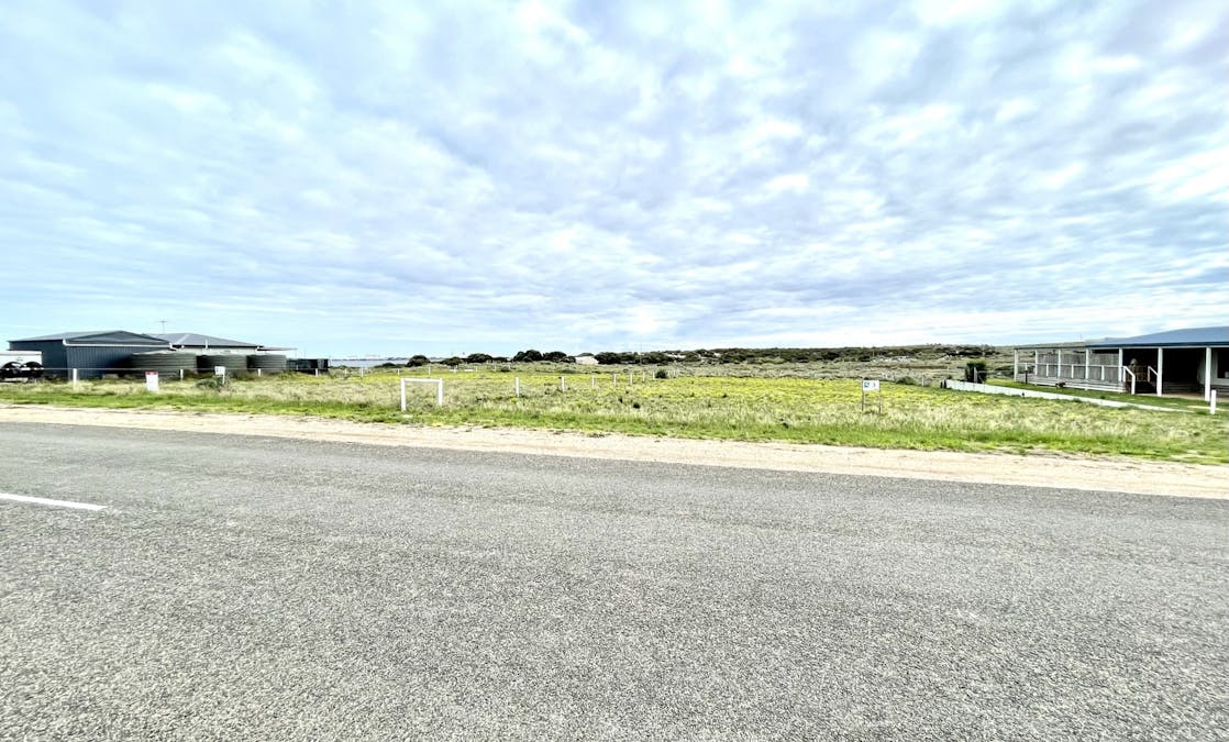 8 Bosanquet Boulevard, Ceduna Waters, SA, 5690 - Image 8