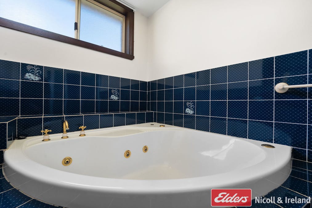 73 Clairvaux Lane, Kelso, NSW, 2795 - Image 21