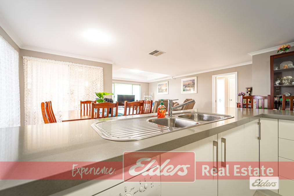 7 Lonsdale Crescent, Waikiki, WA, 6169 - Image 7