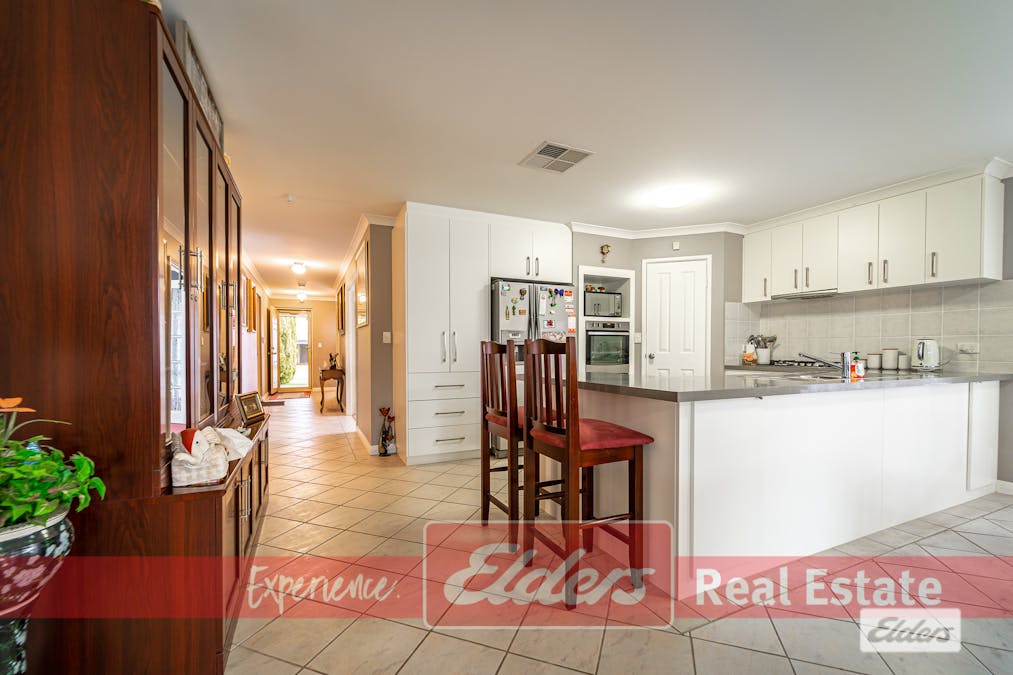 7 Lonsdale Crescent, Waikiki, WA, 6169 - Image 12