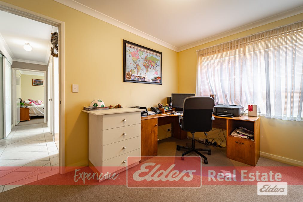 7 Lonsdale Crescent, Waikiki, WA, 6169 - Image 13