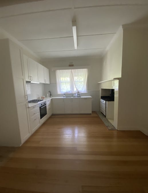 1 Dryden Street, Hamilton, VIC, 3300 - Image 2