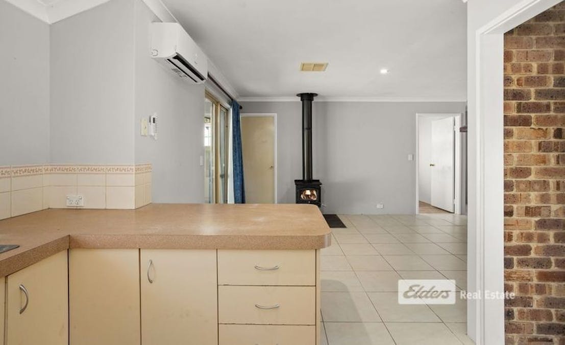 48 Wakefield Crescent, Australind, WA, 6233 - Image 10