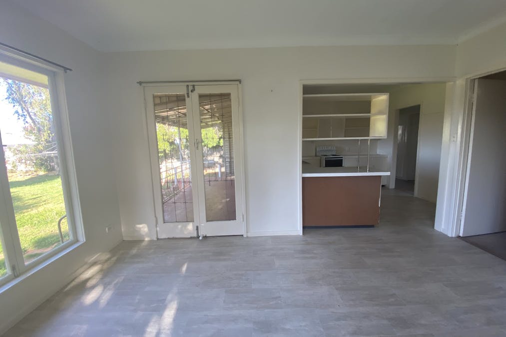 257 Herries Street, Newtown, QLD, 4350 - Image 7