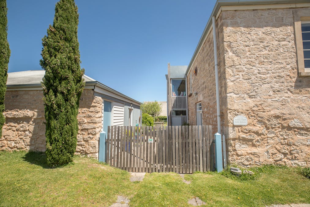 26  Smillie Street, Robe, SA, 5276 - Image 17