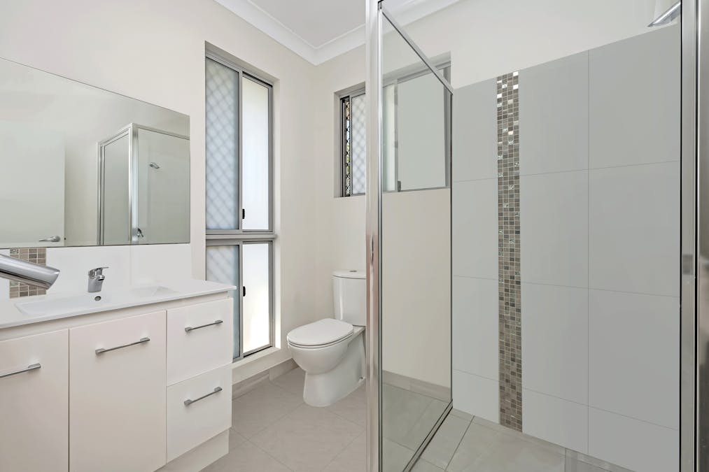 13 Inglis Smith Street, Rosslea, QLD, 4812 - Image 7