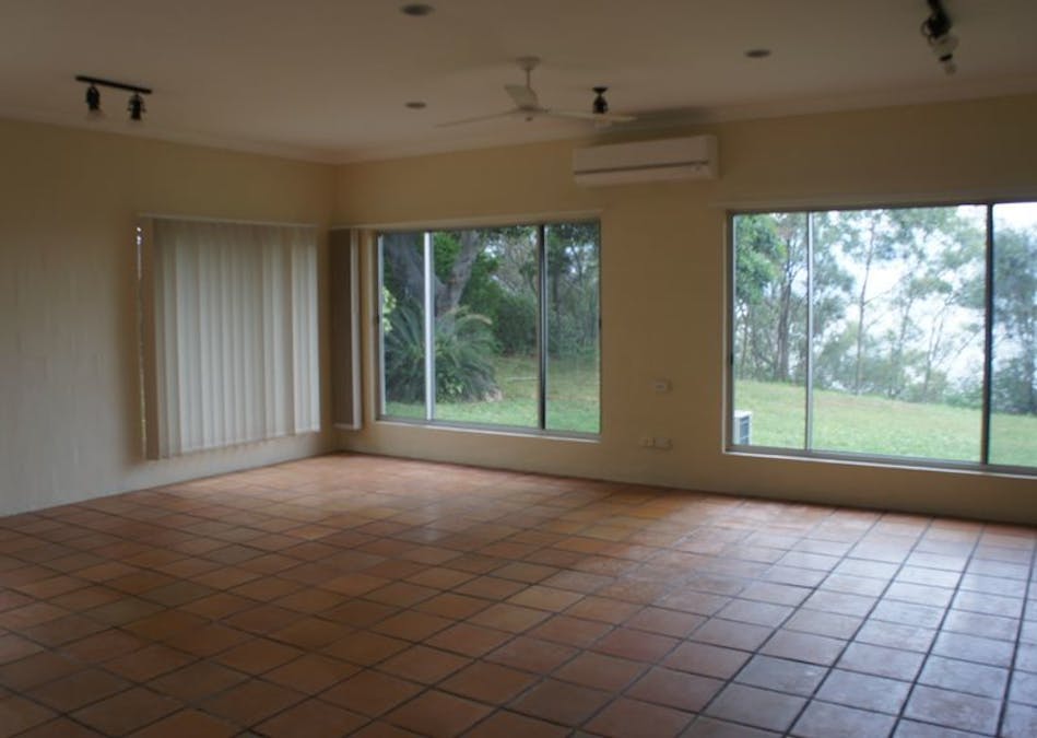 7 Mccray Street, Barney Point, QLD, 4680 - Image 4