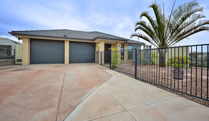 8 Hanley Street, Whyalla Norrie, SA, 5608 - Image 1