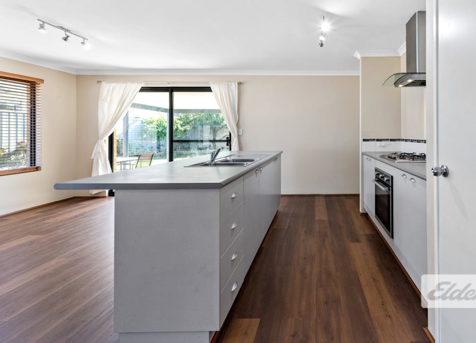 196 Runnymede Gate, Leda, WA, 6170 - Image 5