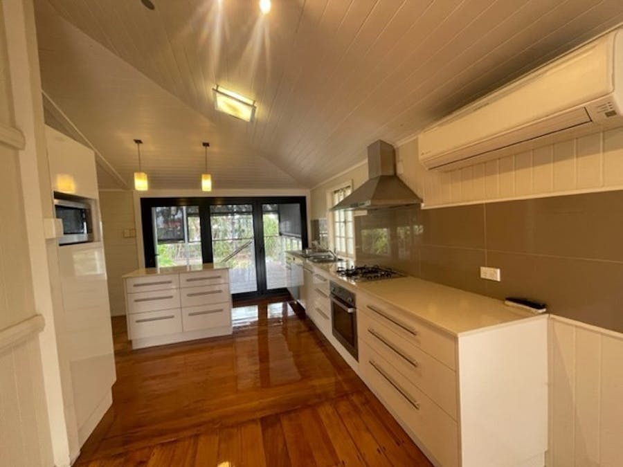 4 Ninth Avenue, Railway Estate, QLD, 4810 - Image 3