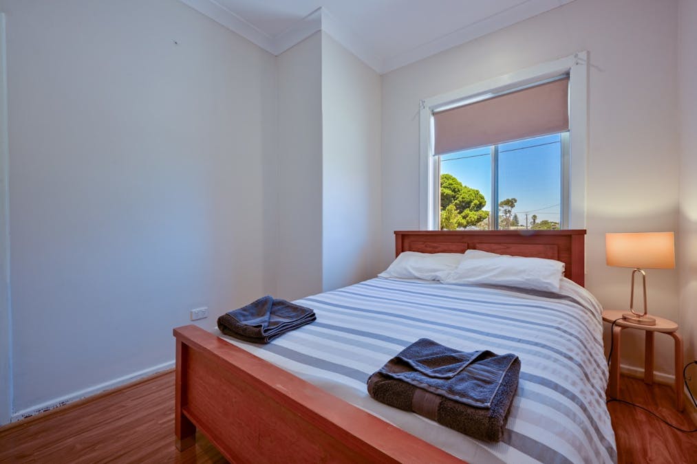 10 Townsend Crescent, Whyalla Norrie, SA, 5608 - Image 12