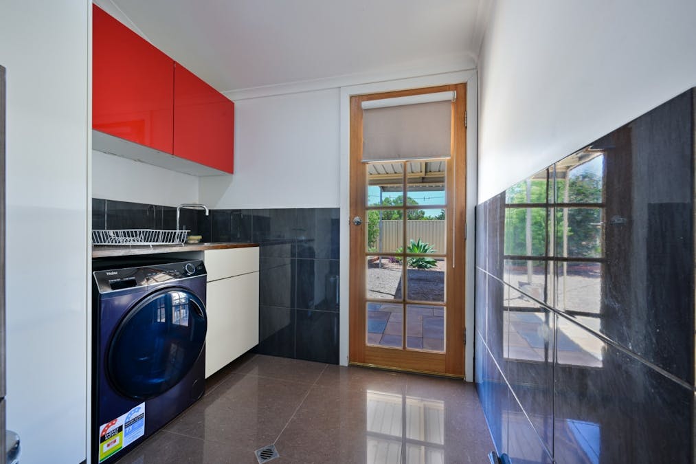 10 Townsend Crescent, Whyalla Norrie, SA, 5608 - Image 16