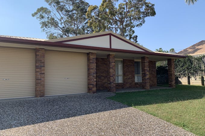 4 Weatherly Court, Clinton, QLD, 4680 - Image 1