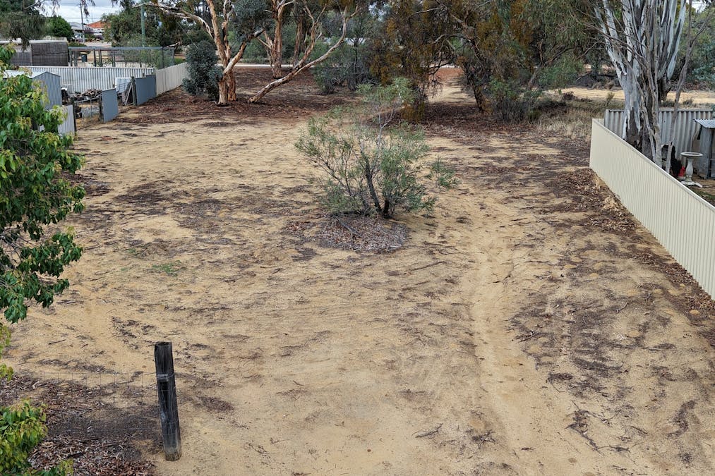 21 Suburban Road, Quairading, WA, 6383 - Image 3