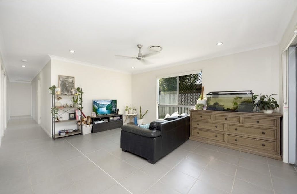 33 Solana Circuit, Burdell, QLD, 4818 - Image 3