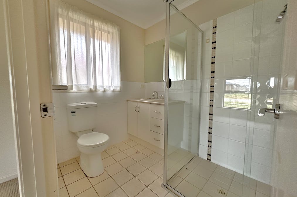 12 Fitzgerald Avenue, Whyalla Jenkins, SA, 5609 - Image 6