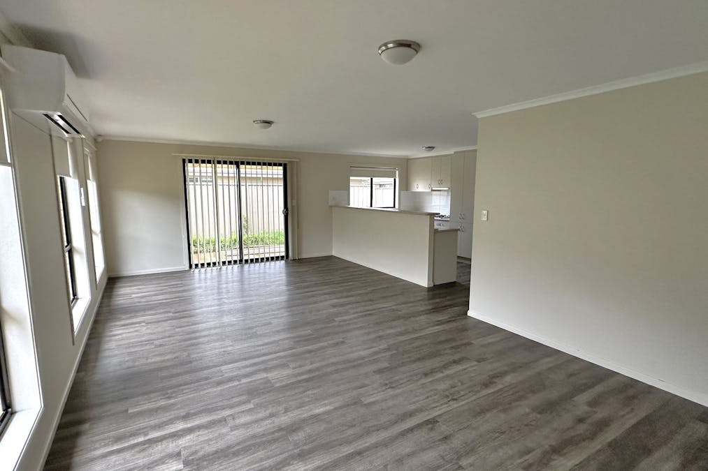 12 Fitzgerald Avenue, Whyalla Jenkins, SA, 5609 - Image 8