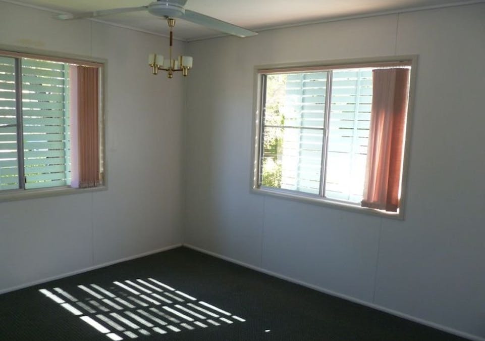 26 Hibiscus Avenue, Kin Kora, QLD, 4680 - Image 3