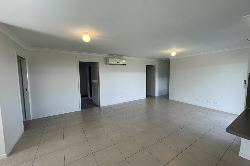 8 Keys Place, Dalby, QLD, 4405 - Image 3