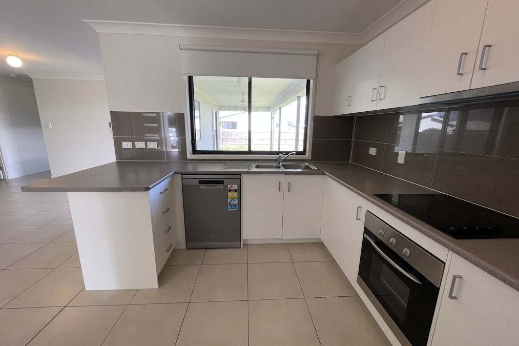 8 Keys Place, Dalby, QLD, 4405 - Image 4