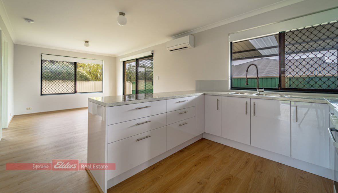 28 Jobson Loop, Brookdale, WA, 6112 - Image 9