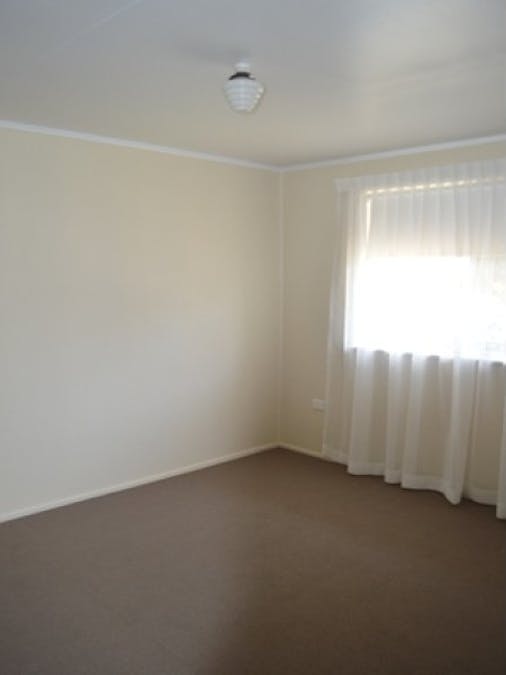 2/1 Leichney Street, South Toowoomba, QLD, 4350 - Image 5