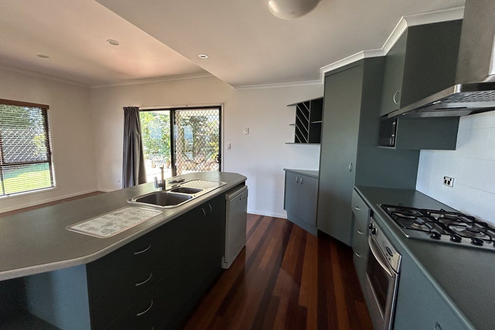 8 Selwyn Close, Telina, QLD, 4680 - Image 10