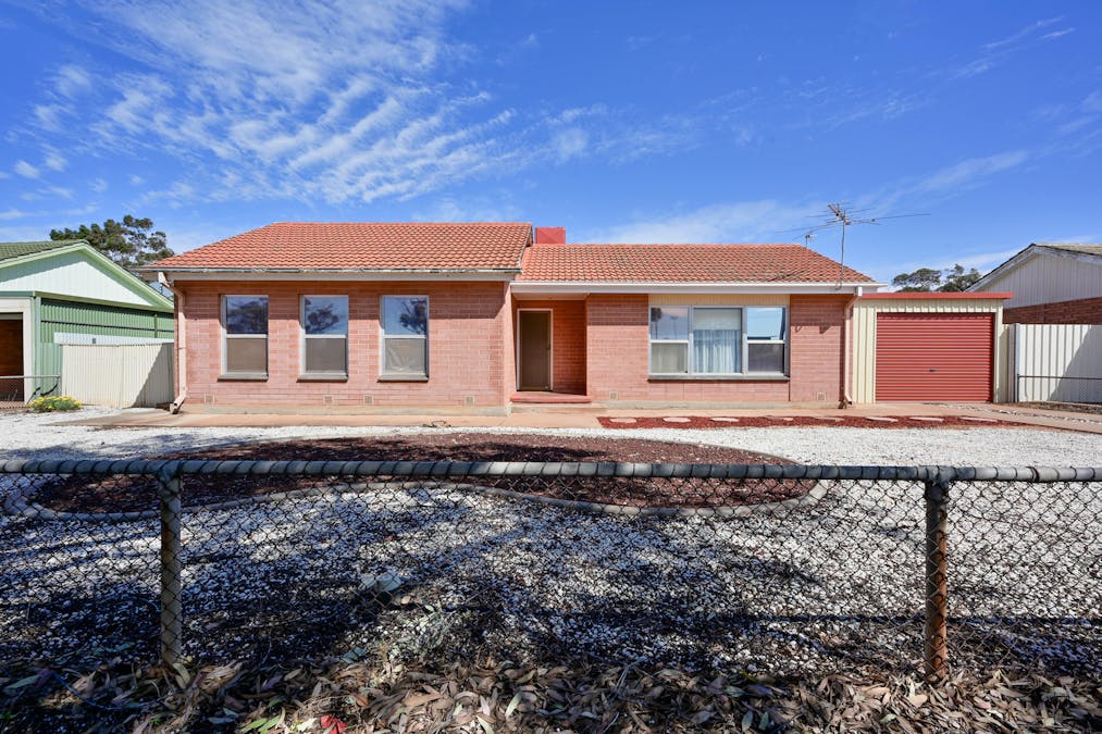 41 McDouall Stuart Avenue, Whyalla Stuart, SA, 5608 - Image 1