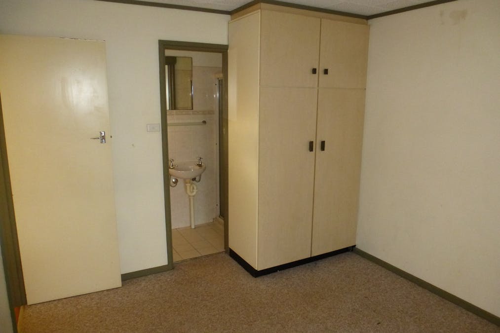 2 Elizabeth Street, Balaklava, SA, 5461 - Image 7