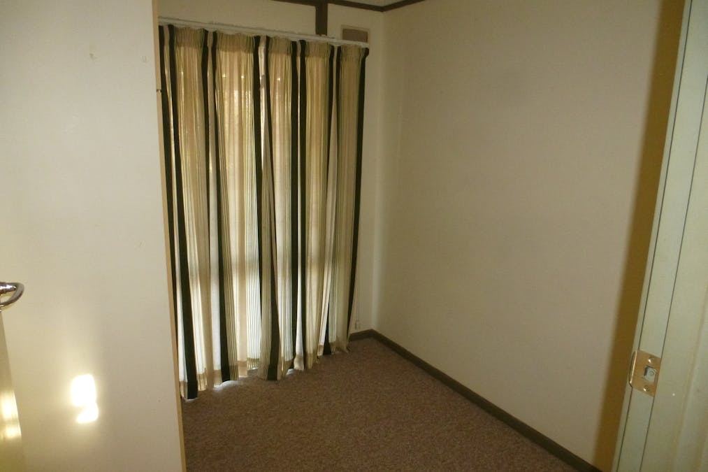 2 Elizabeth Street, Balaklava, SA, 5461 - Image 8