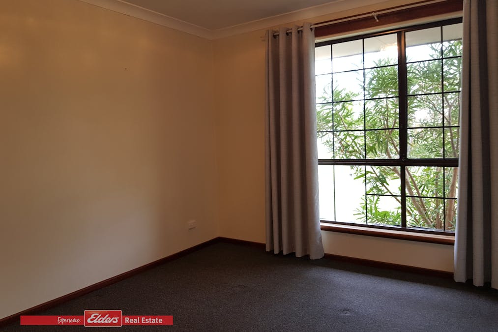 36 Campbell Way, Rockingham, WA, 6168 - Image 3