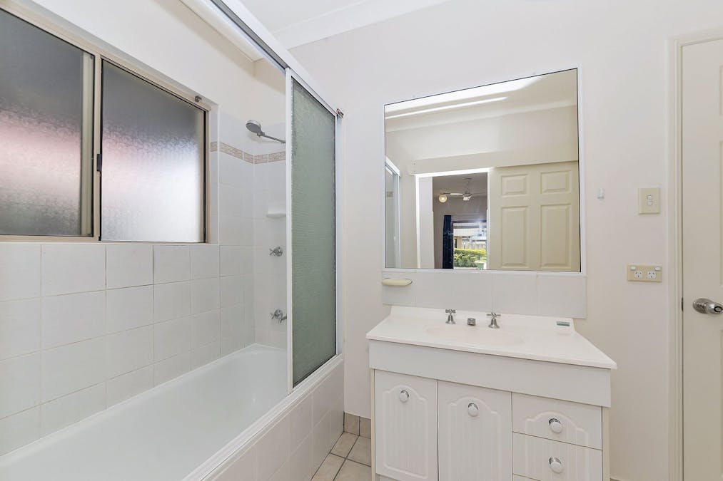 2 College Lane, Douglas, QLD, 4354 - Image 6