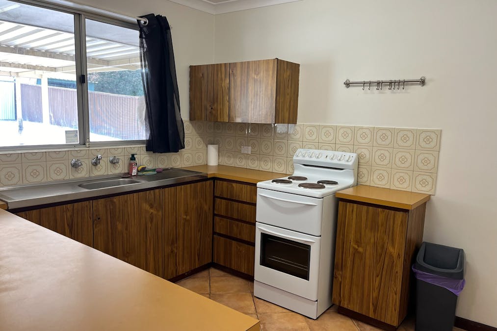 21 Coverley Drive, Collie, WA, 6225 - Image 3