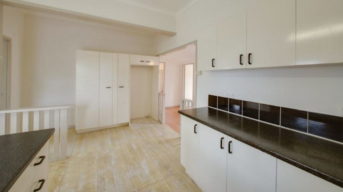 37 Pine Mountain Road, North Ipswich, QLD, 4305 - Image 3