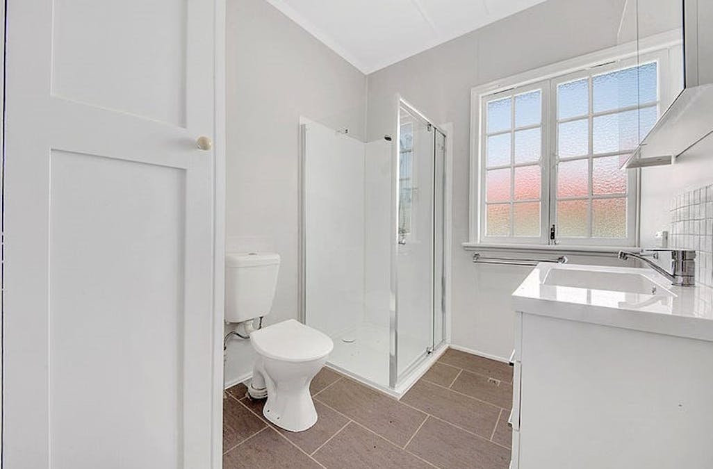 18 Scenery Street, West Gladstone, QLD, 4680 - Image 5