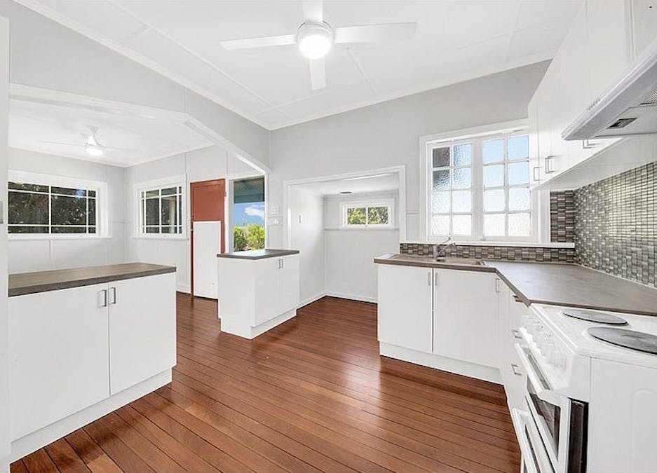 18 Scenery Street, West Gladstone, QLD, 4680 - Image 7