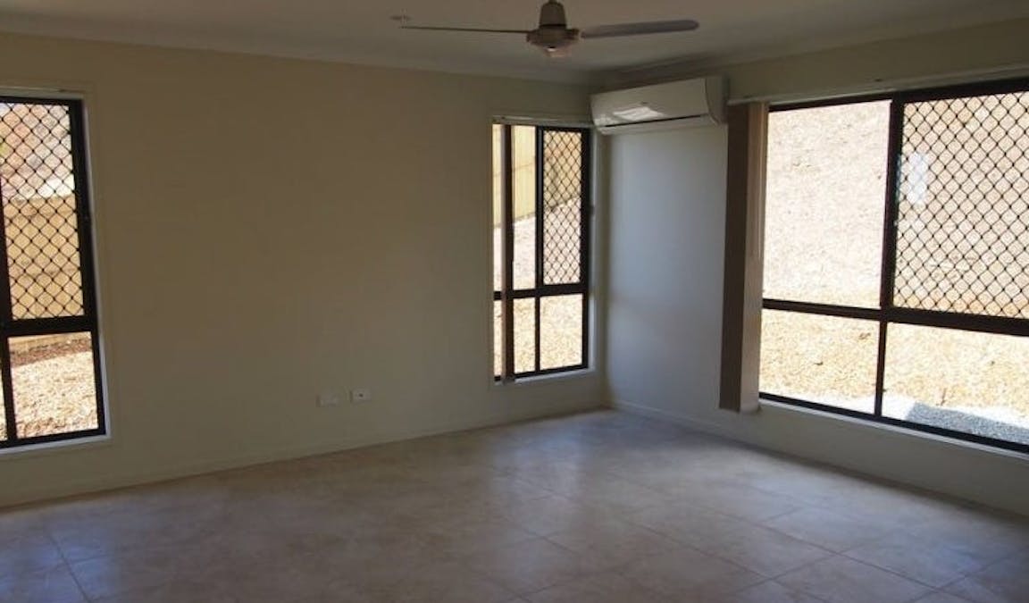 1  Deveney Drive, Kirkwood, QLD, 4680 - Image 2