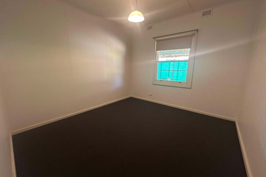 33 Commercial Street, Robertstown, SA, 5381 - Image 5