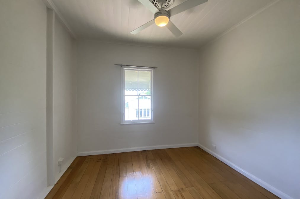 60  woodend Road, Woodend, QLD, 4305 - Image 8