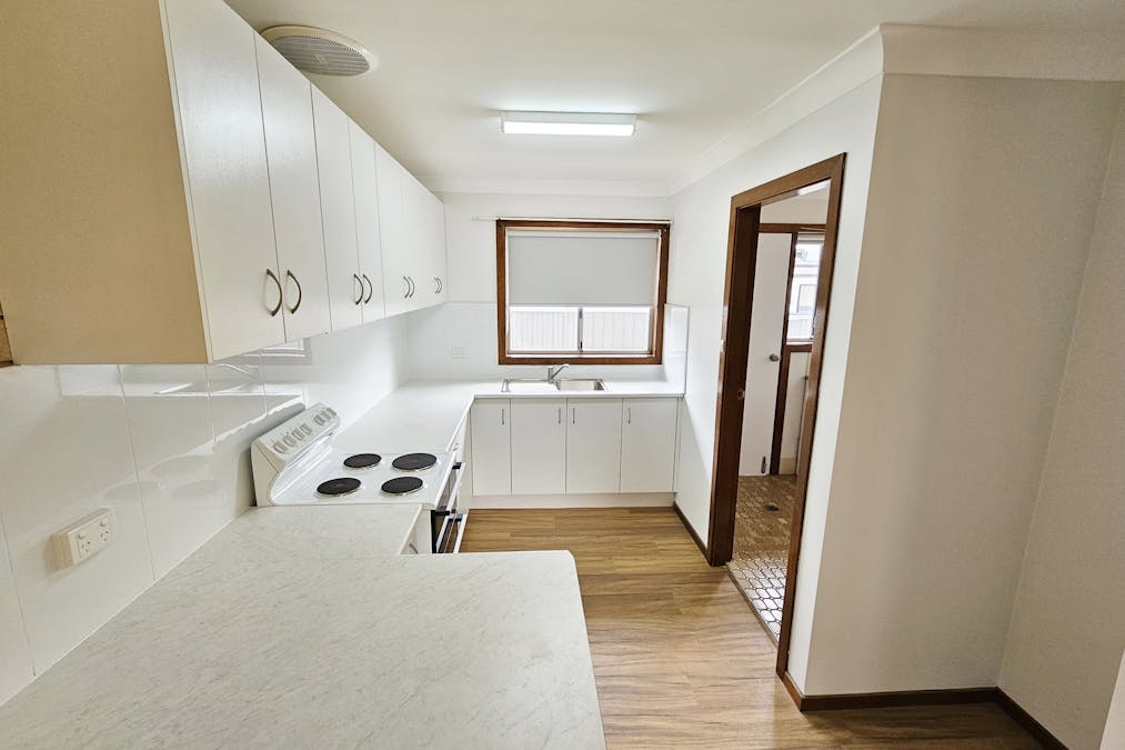 2/14 Denison Street, Dubbo, NSW, 2830 - Image 2