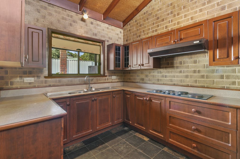 3/360 Main North Road, Clare, SA, 5453 - Image 2