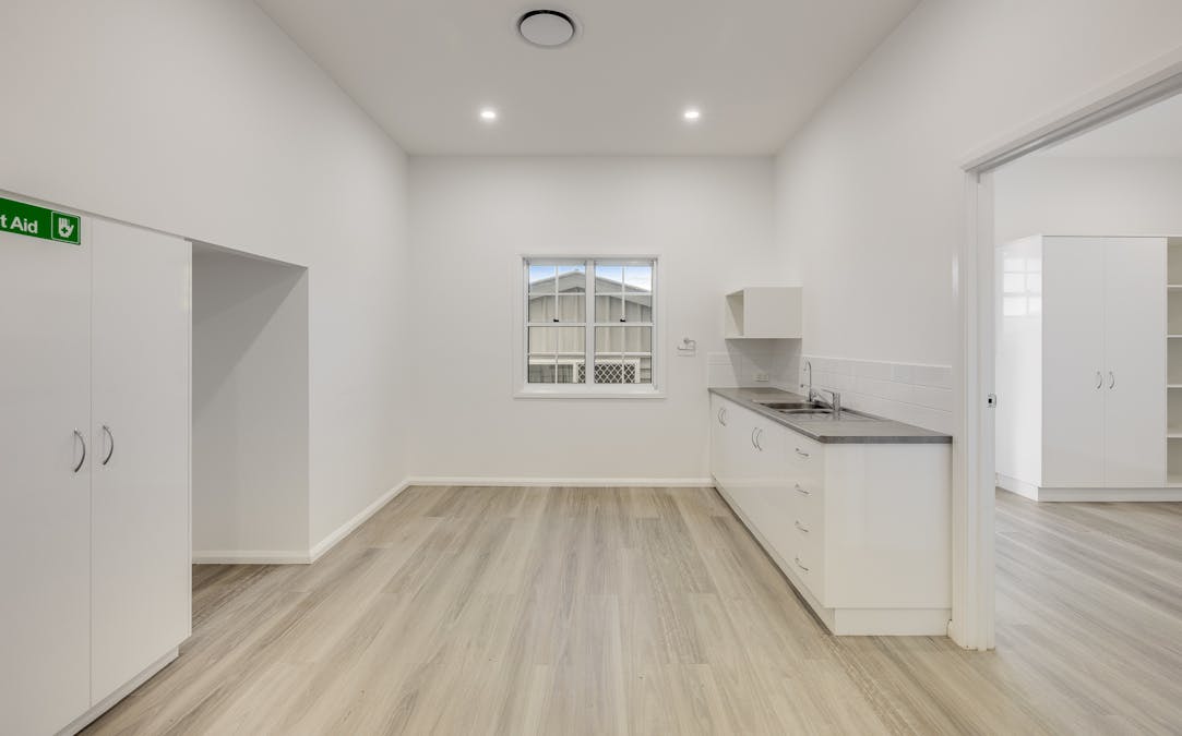 108 Mort Street, Toowoomba City, QLD, 4350 - Image 9